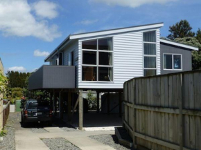 The Jandal - Waihi Beach Holiday Home, Waihi Beach